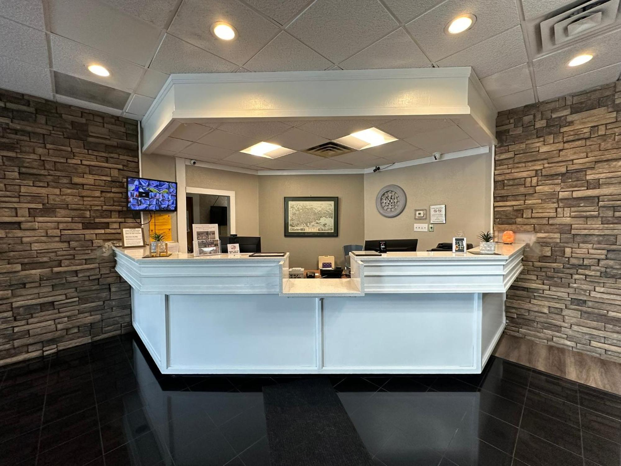Whalers Inn And Suites New Bedford Exterior photo
